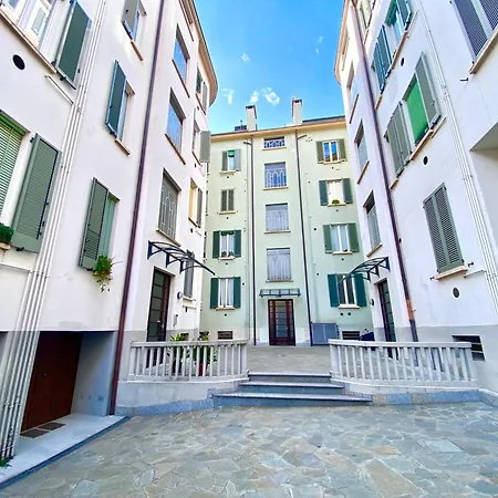 Comoluxhouse- Intero كومو