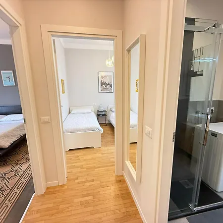 Apartament Comoluxhouse- Intero Como