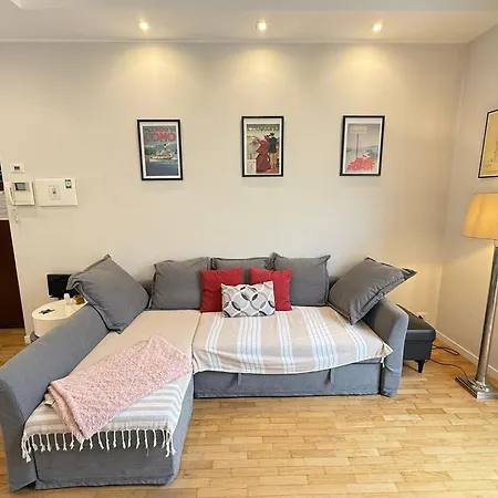 Comoluxhouse- Intero *