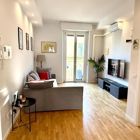 Comoluxhouse- Intero Apartament *