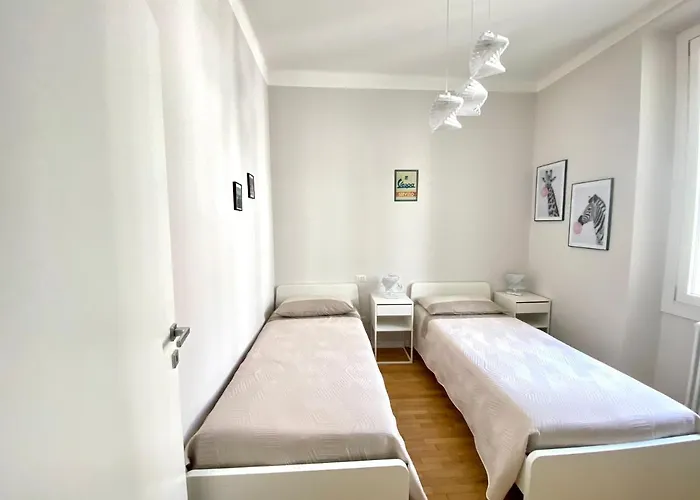 Comoluxhouse- Intero Daire Como